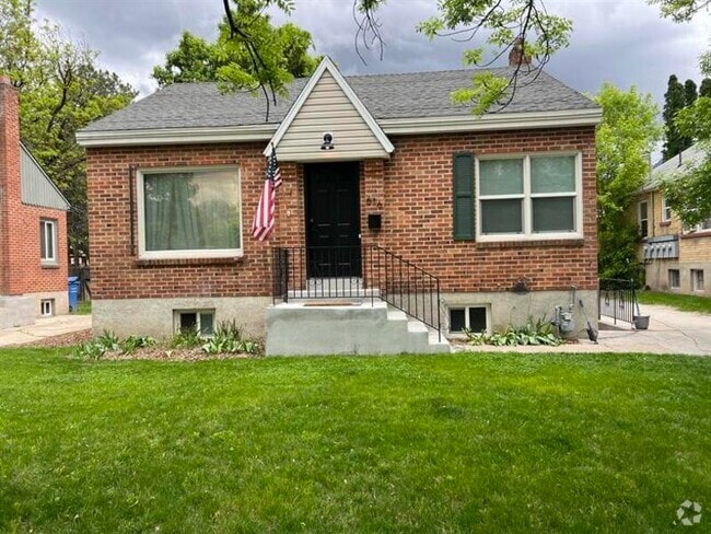 Building Photo - 616 N 300 E Rental