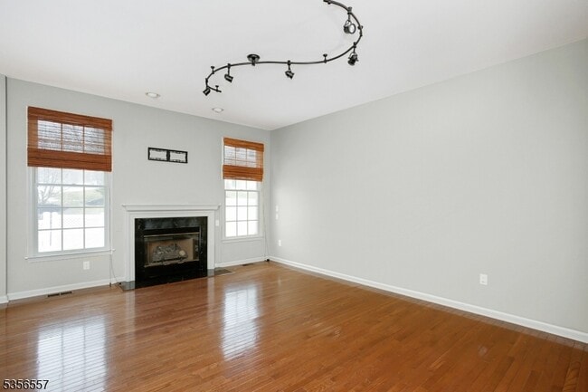 Photo - 171 Patriot Hill Dr