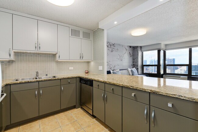 Photo - 30 E Huron St Unit 3105