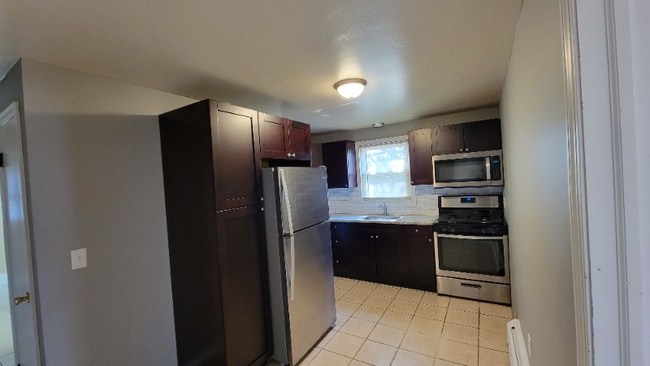 41 Gould Dr Unit B