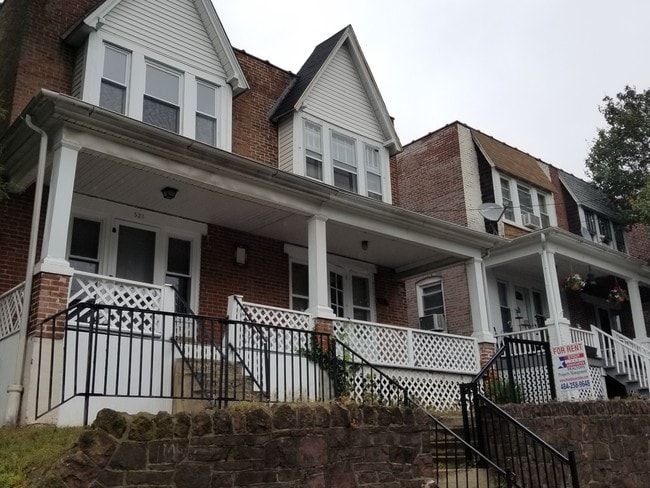 Photo - 523 Beech St