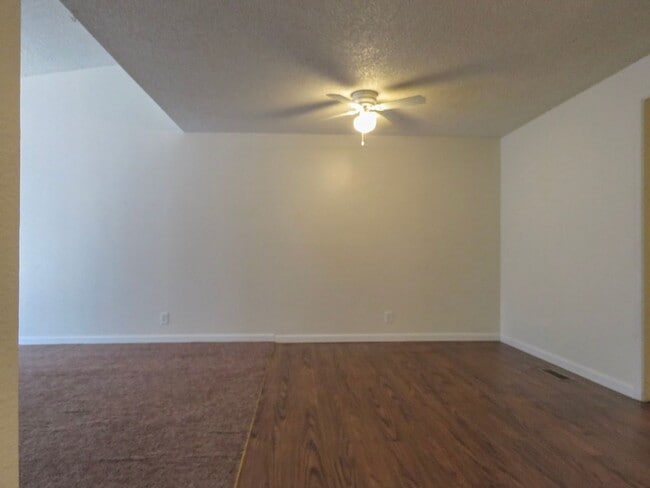 Photo - 1021 Swingwood Dr NE Unit SPR025
