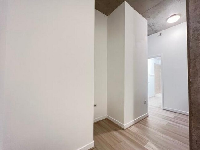 Photo - 235 W Van Buren St Unidad 2219