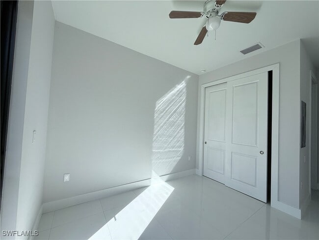 Photo - 4681 18th Ave SE