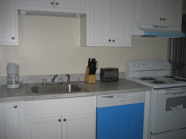 Photo - 7620 Watson Rd Unit lower