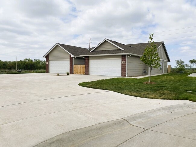 Building Photo - 5474 N Colburn Ct Rental