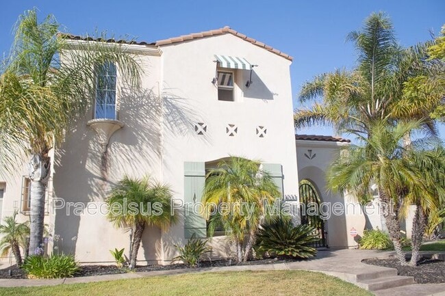 Building Photo - 1033 White Alder Ave