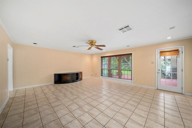 Photo - 5215 Cheena Dr