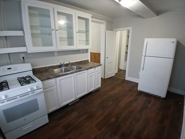 Photo - 510 S St Joseph St