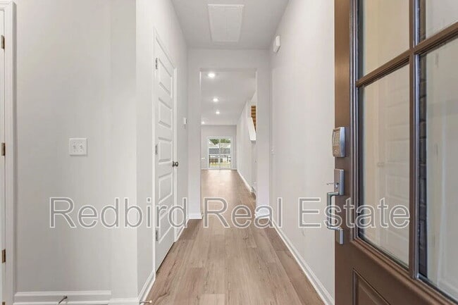 Building Photo - 1611 Manuka Ln