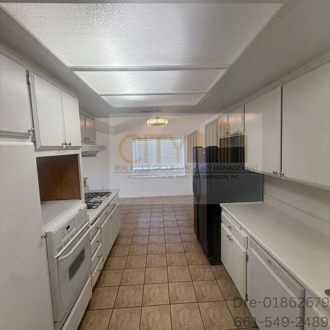 Photo - 11017 Baron Ave