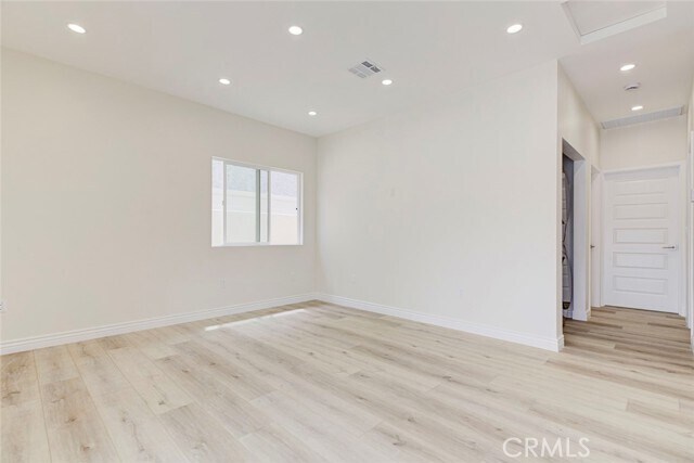 Photo - 20502 Lull St