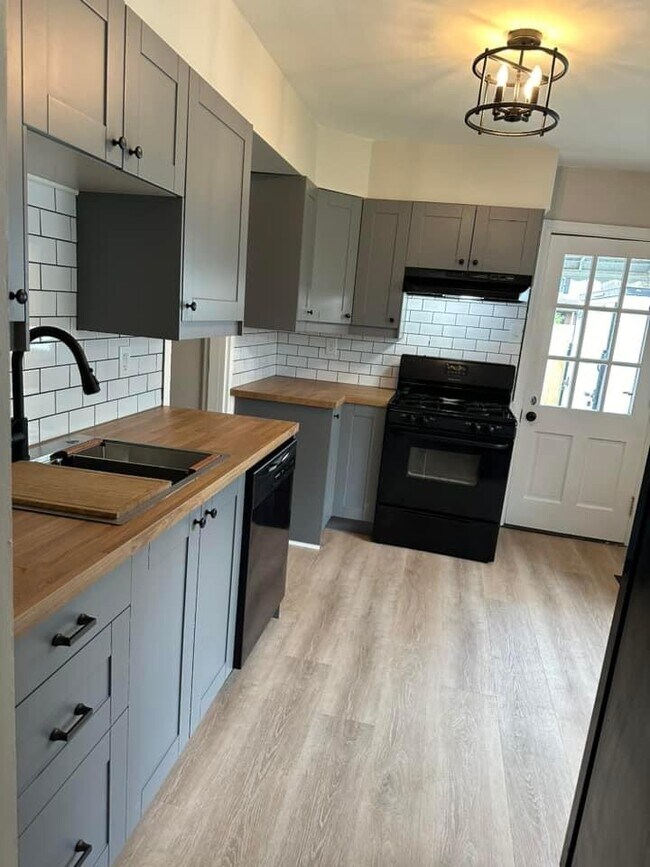 216 Harvey Ct Rental House Rental in Saint Bernard, OH