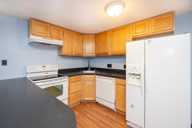 Photo - 11 Leonard Rd Unit 11