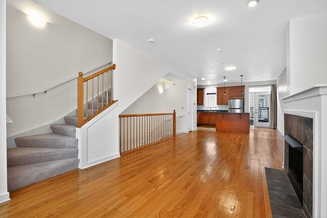Building Photo - 57 E 23rd St Rental