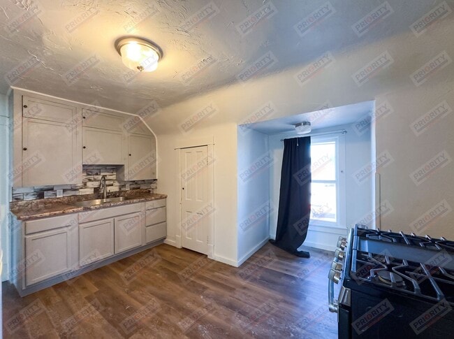 Photo - 500 Carey Ave Unidad B