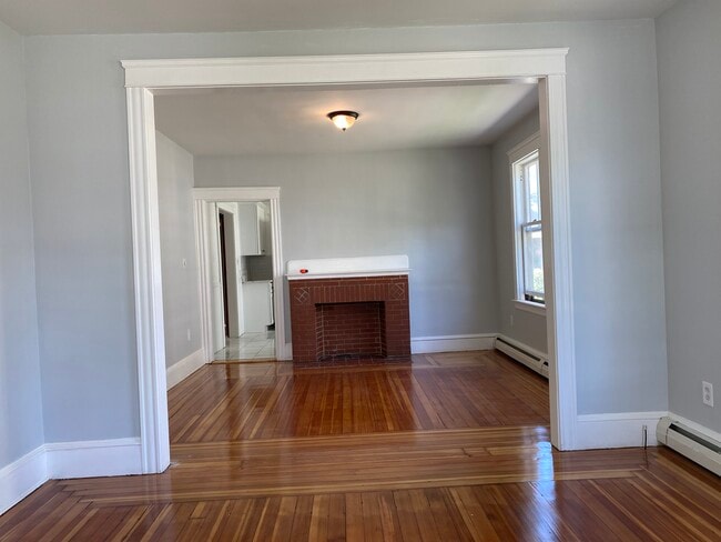 Photo - 24 Huxley Ave