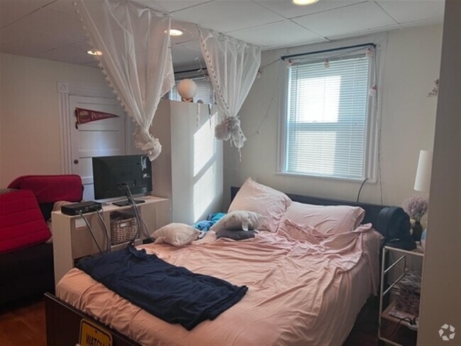 Building Photo - 9 Garrison Ave Unit 2 Rental