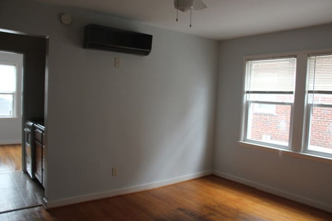 Photo - 720 N Monroe St Unit 2
