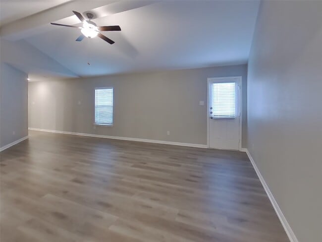 Photo - 23048 Shakespeare Dr