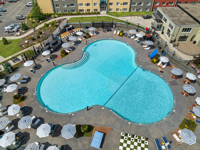 Make A Splash In Our Resort Style Pool! - Concierge Apartments