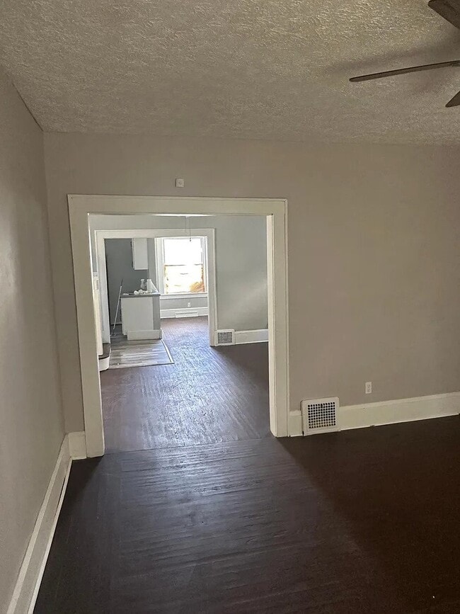 Photo - 1351 Logan Ave NW