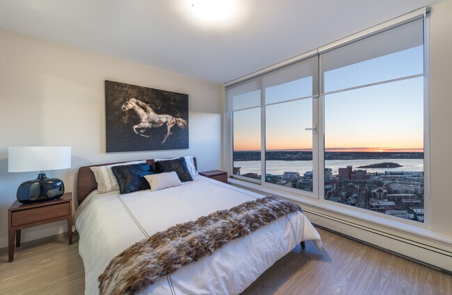 Photo - 5633-5633 Fenwick St Unit 401