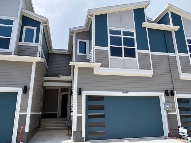 Photo - Brand New Luxury Townhome with Unparalleled Pikes Peak & Front Range Views
