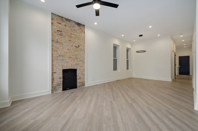 Photo - 1242 N Campbell Ave Unit 1