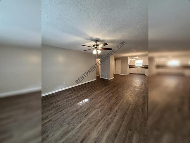 Photo - 1120 Sorrells Dr