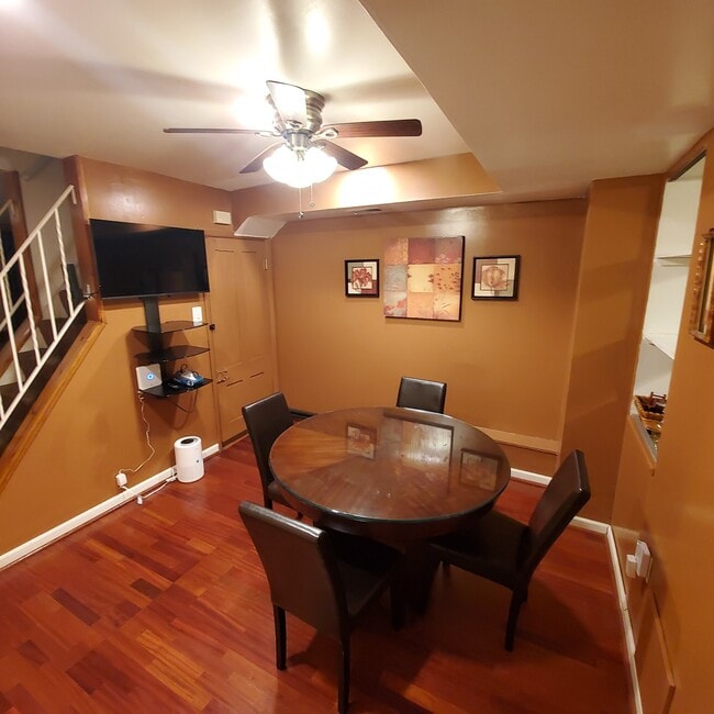 Photo - 1222 N Spring St