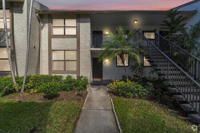 Building Photo - 1256 S Military Trail Unit 915 Rental