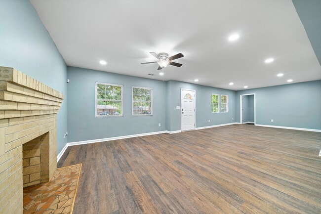 Photo - 1247 Cherokee Ave