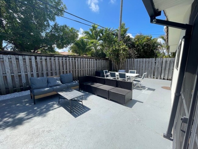 Photo - 2620 NE 19th St