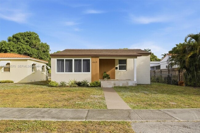 Photo - 461 Plover Ave