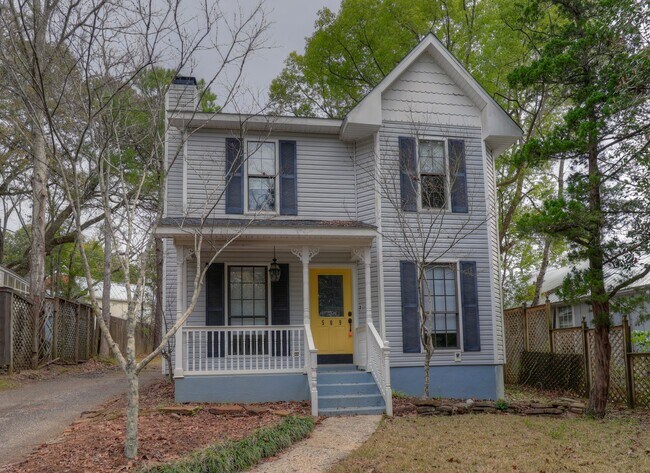 Victorian in Downtown Fairhope - Victorian in Downtown Fairhope House