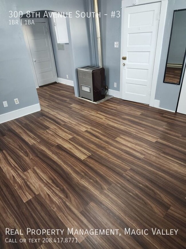 Photo - 300 8th Ave S Unit #3