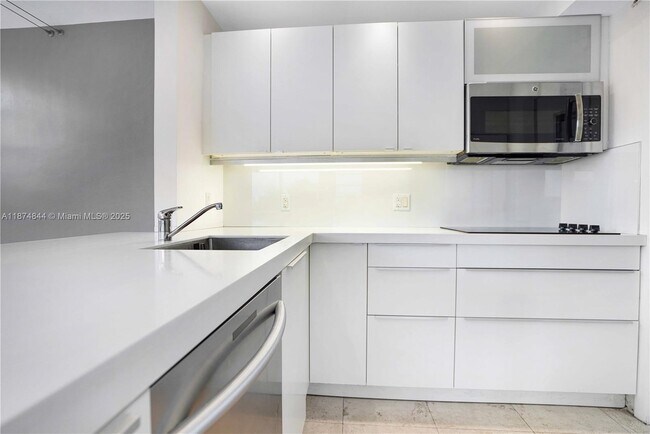 Photo - 7735 Abbott Ave Unidad 5D