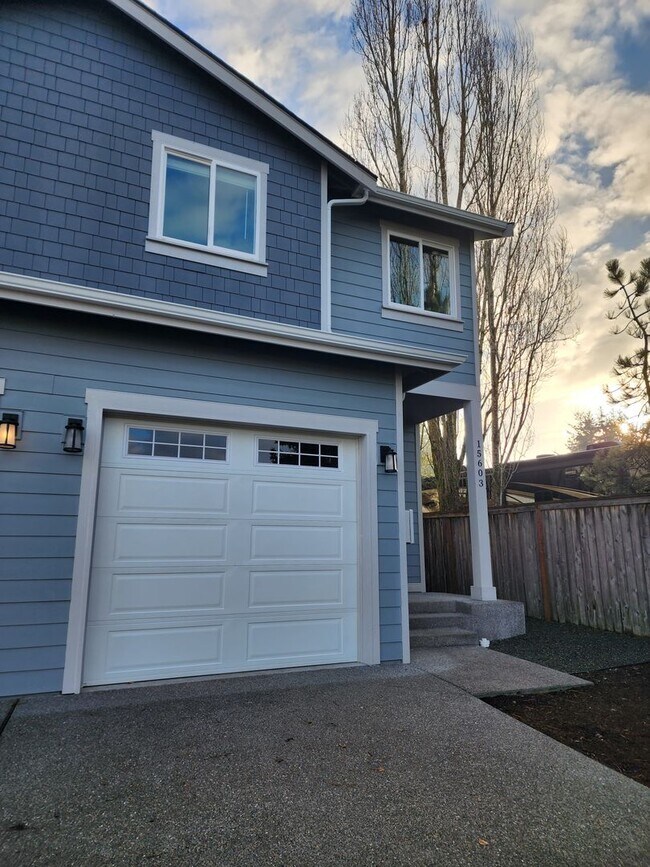 15603 View Dr Ct SE Unit Lot 16 Unit B