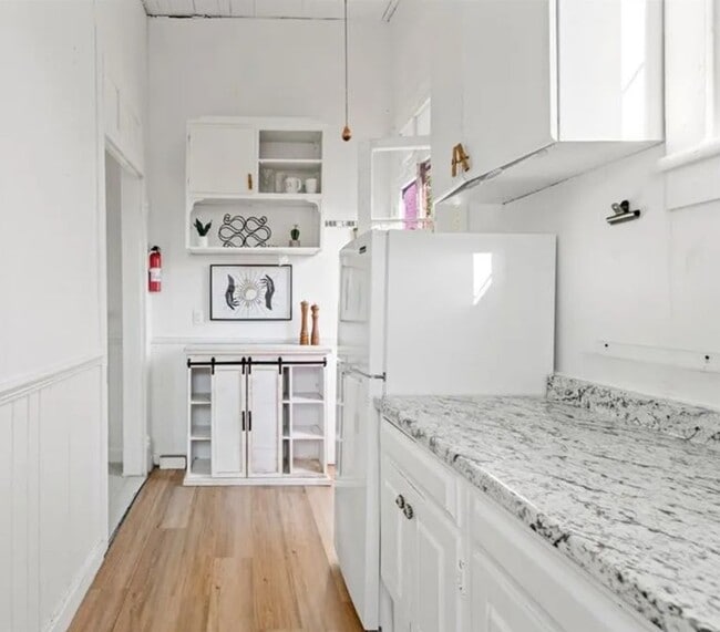 Photo - 1035 N Derbigny St