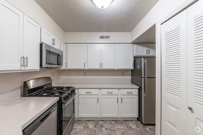 The Highlands Apartments