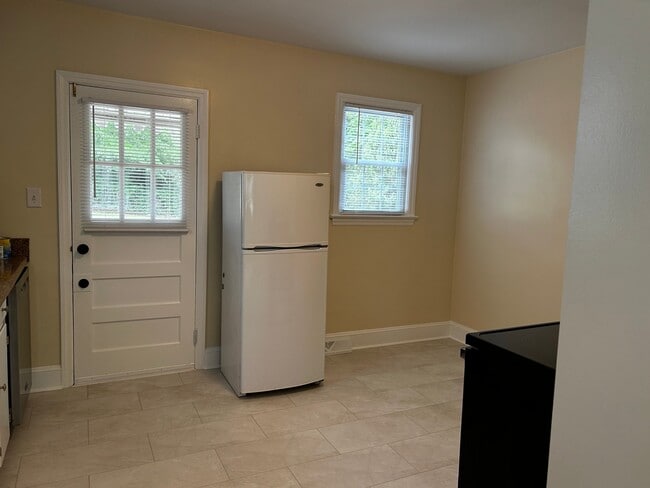 Photo - 423 E Radiance Dr