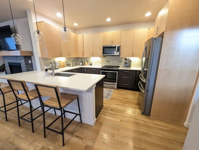 Photo - 1388 Snowberry Ln