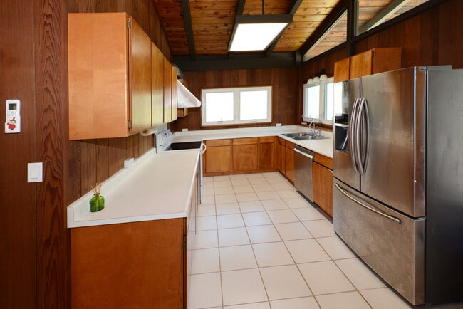 Photo - 2442 10th Ave