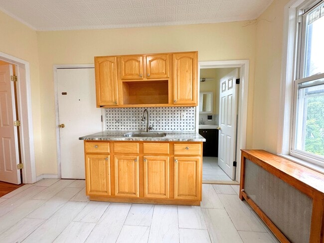 Fotografía del edificio - 182-184 Knickerbocker Ave Unidad 2