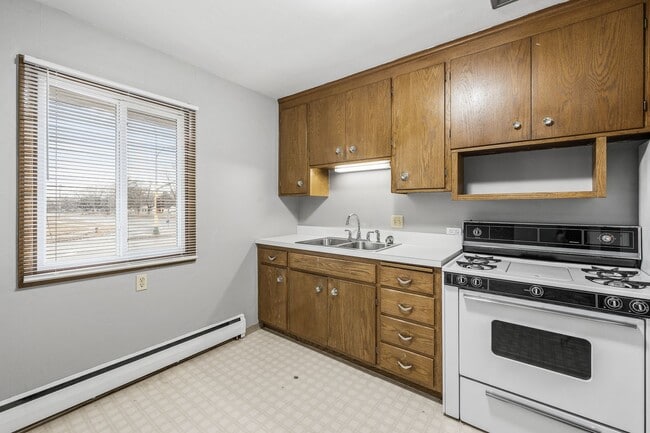 Photo - Spacious 2BR/1Bath Available Now! Unit 2