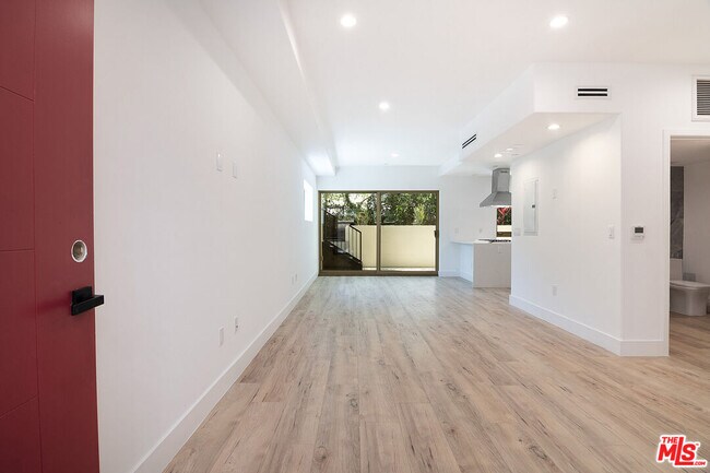 Photo - 1236 N Fairfax Ave Unit 4
