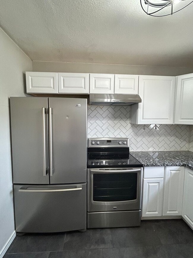 Photo - Great 3 bed 2 bath 1 car garage now available