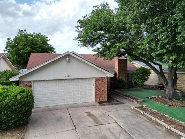 Photo - 4425 Campion Ln