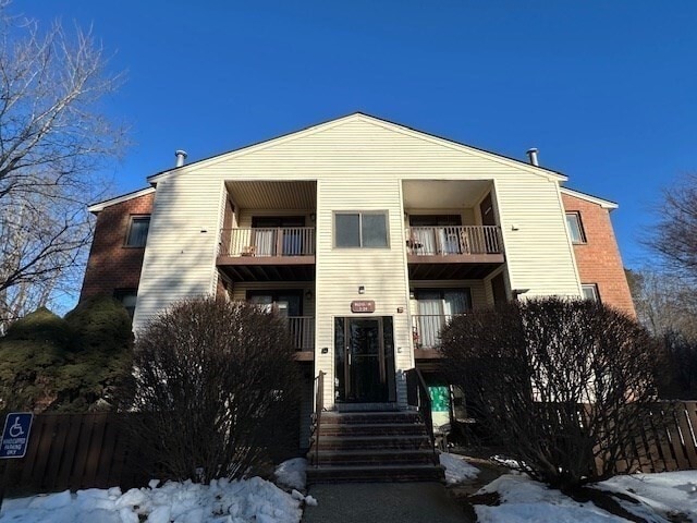 Building Photo - 189 Littleton Rd Unit 15